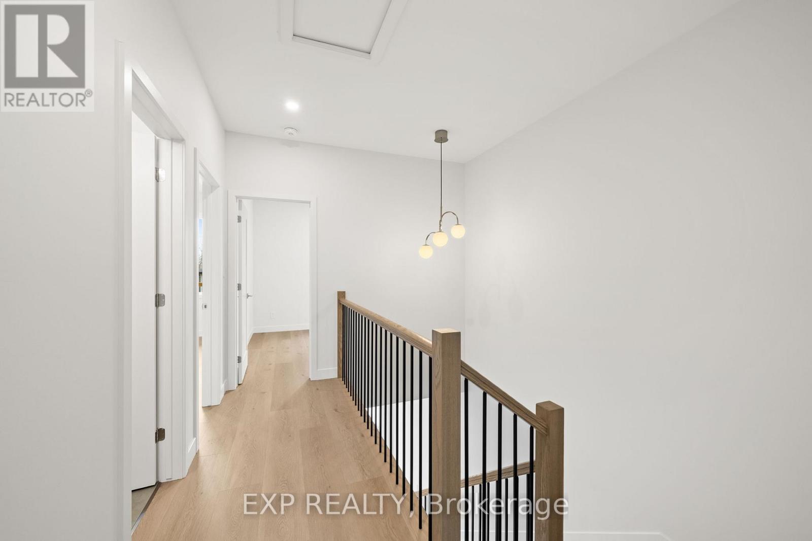 B - 2 Iona Street, Ottawa, Ontario  K1Y 0V1 - Photo 13 - X12865830