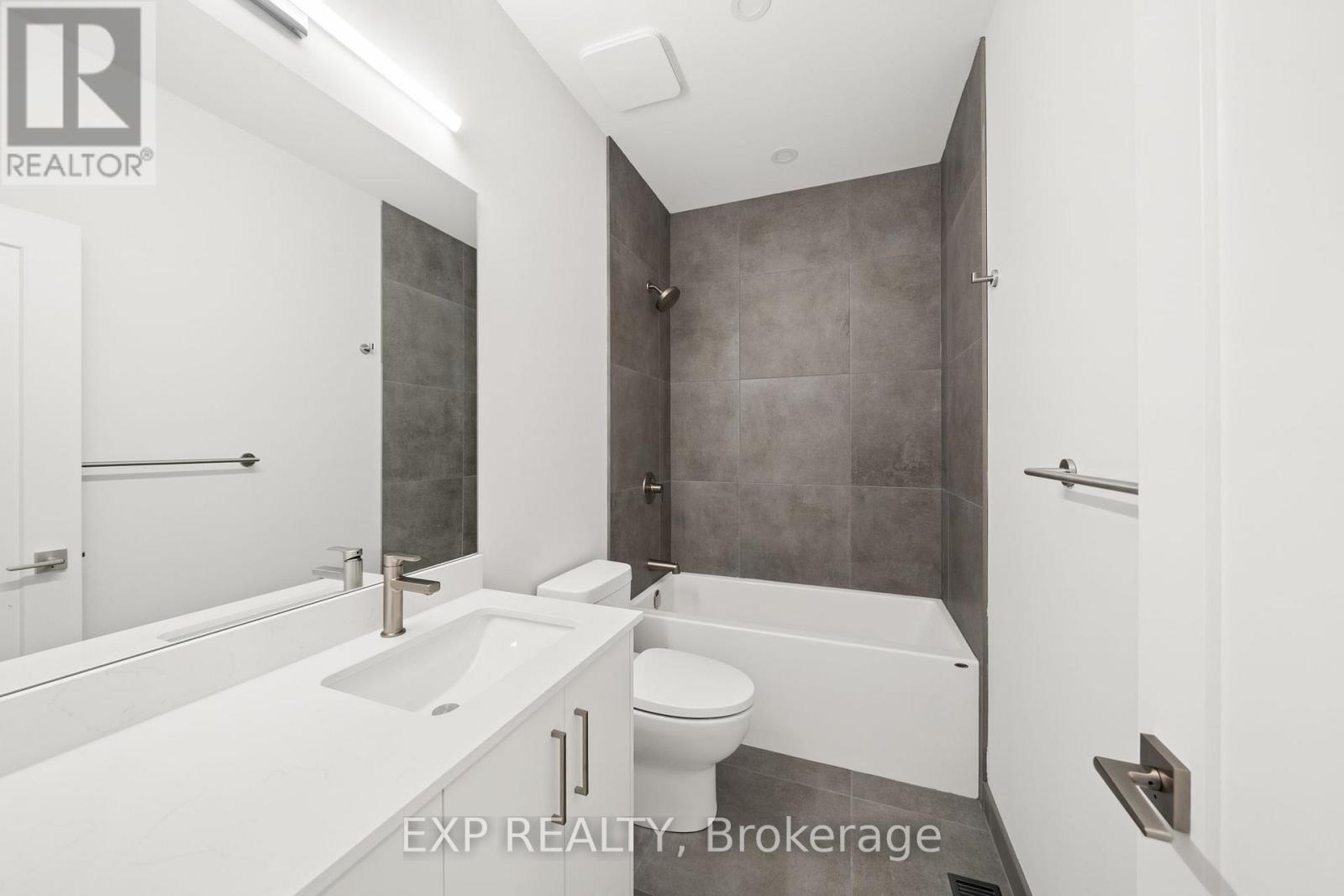 B - 2 Iona Street, Ottawa, Ontario  K1Y 0V1 - Photo 16 - X12865830