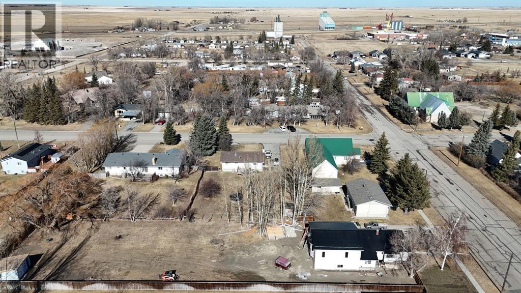 60 N 2 Street W, Magrath, Alberta  T0K 1J0 - Photo 42 - A2291347