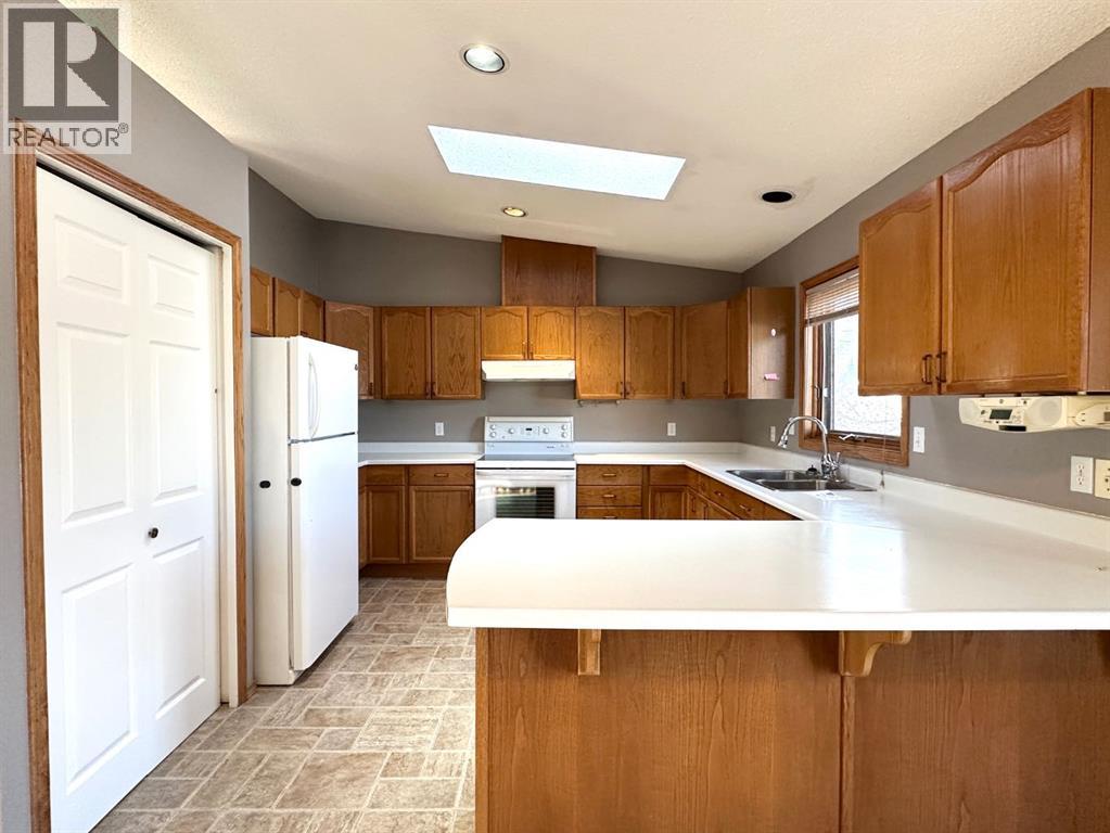 165 Park Drive, Whitecourt, Alberta  T7S 1R3 - Photo 14 - A2292158