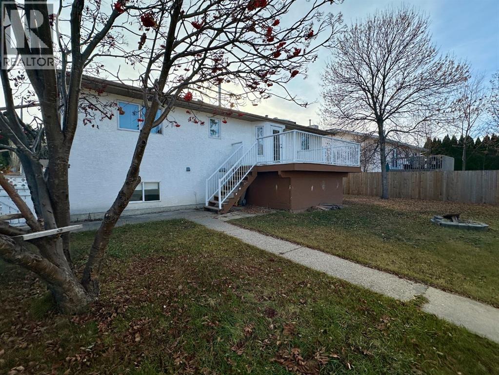 165 Park Drive, Whitecourt, Alberta  T7S 1R3 - Photo 33 - A2292158