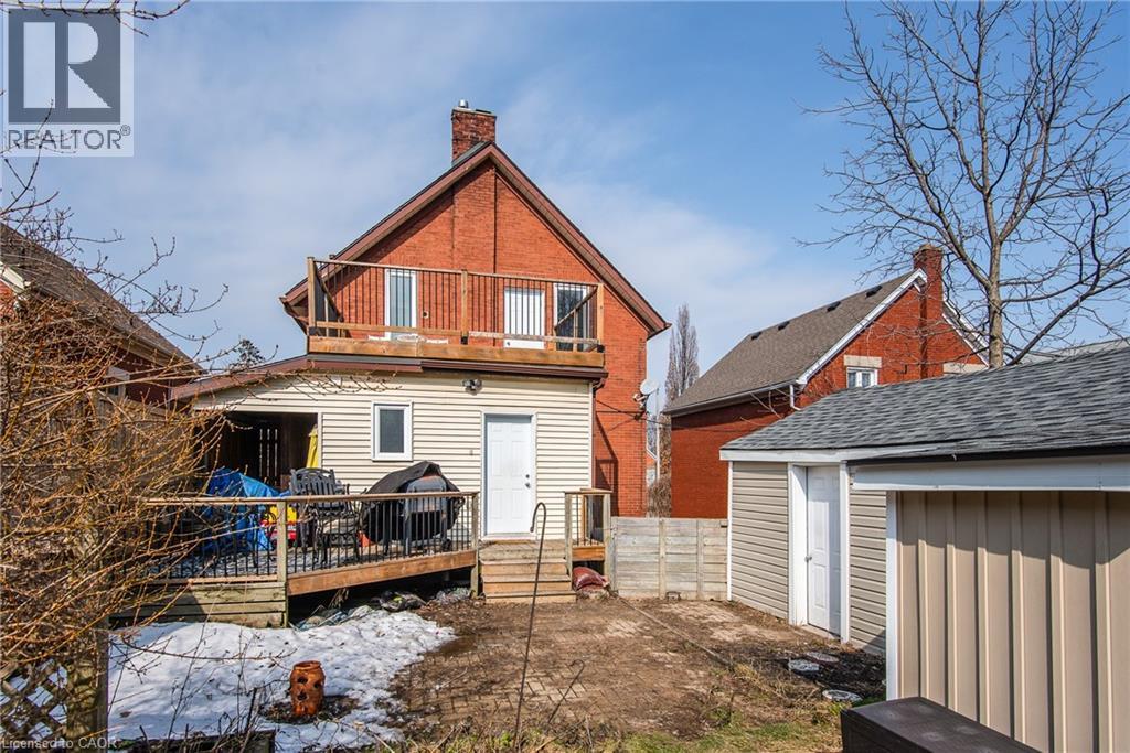 15 Herlan Avenue, Kitchener, Ontario  N2G 2C4 - Photo 8 - 40811281