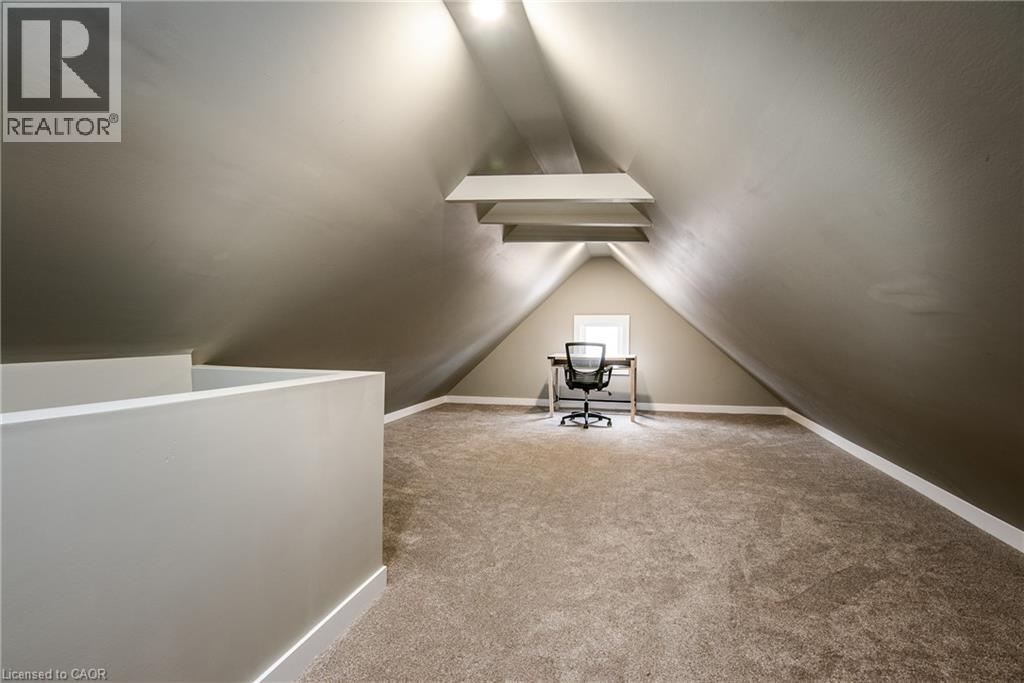 15 Herlan Avenue, Kitchener, Ontario  N2G 2C4 - Photo 33 - 40811281