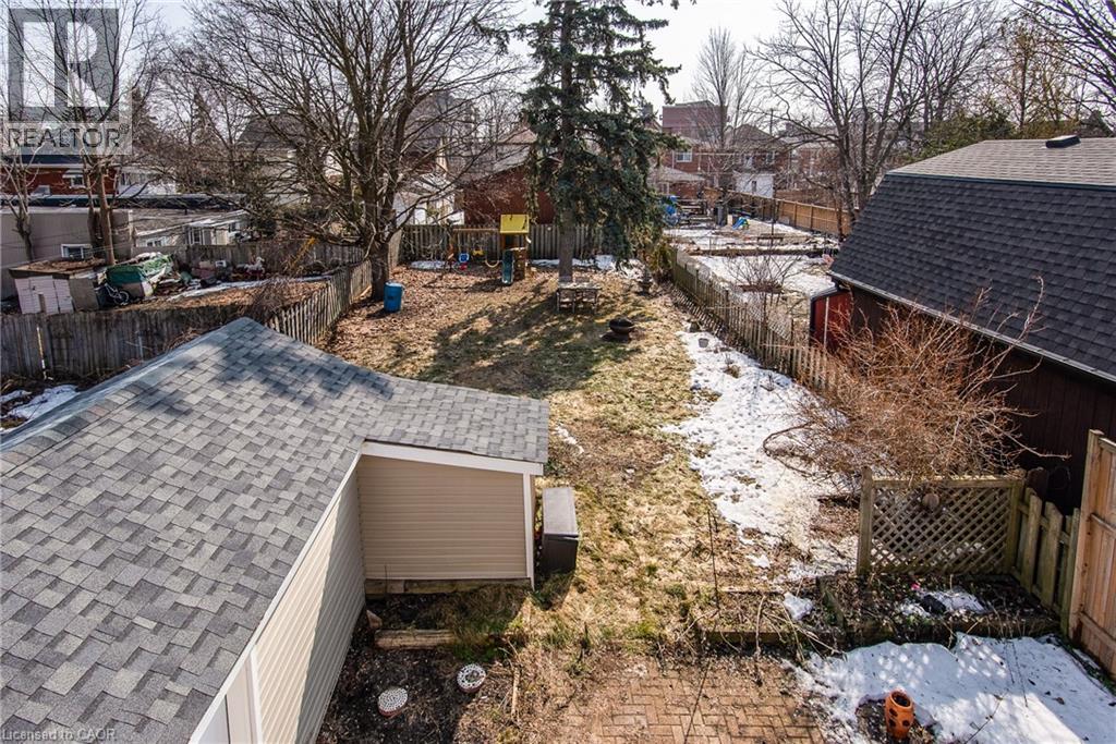 15 Herlan Avenue, Kitchener, Ontario  N2G 2C4 - Photo 5 - 40811281