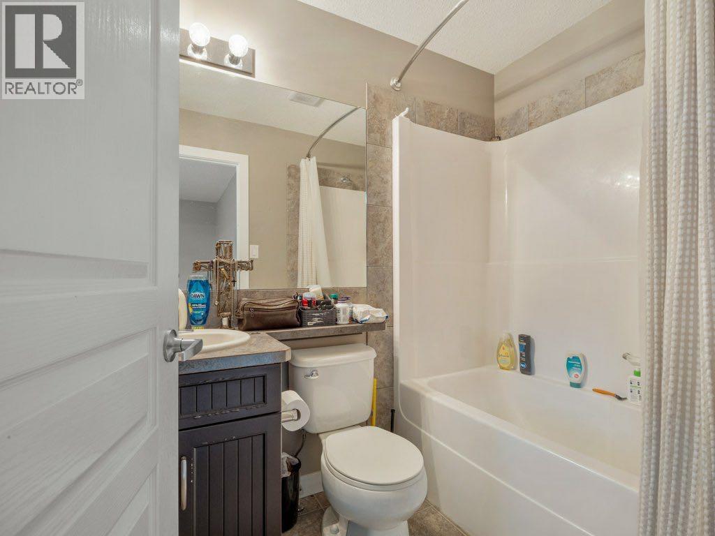 2, 221 Silkstone Road W, Lethbridge, Alberta  T1J 4J9 - Photo 18 - A2293674