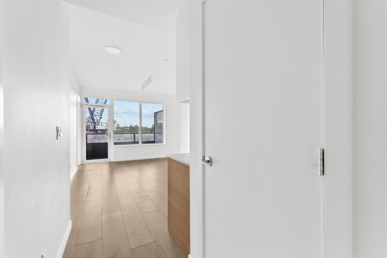 1012 10626 City Parkway, Surrey, British Columbia  V3T 0S3 - Photo 16 - R3105865