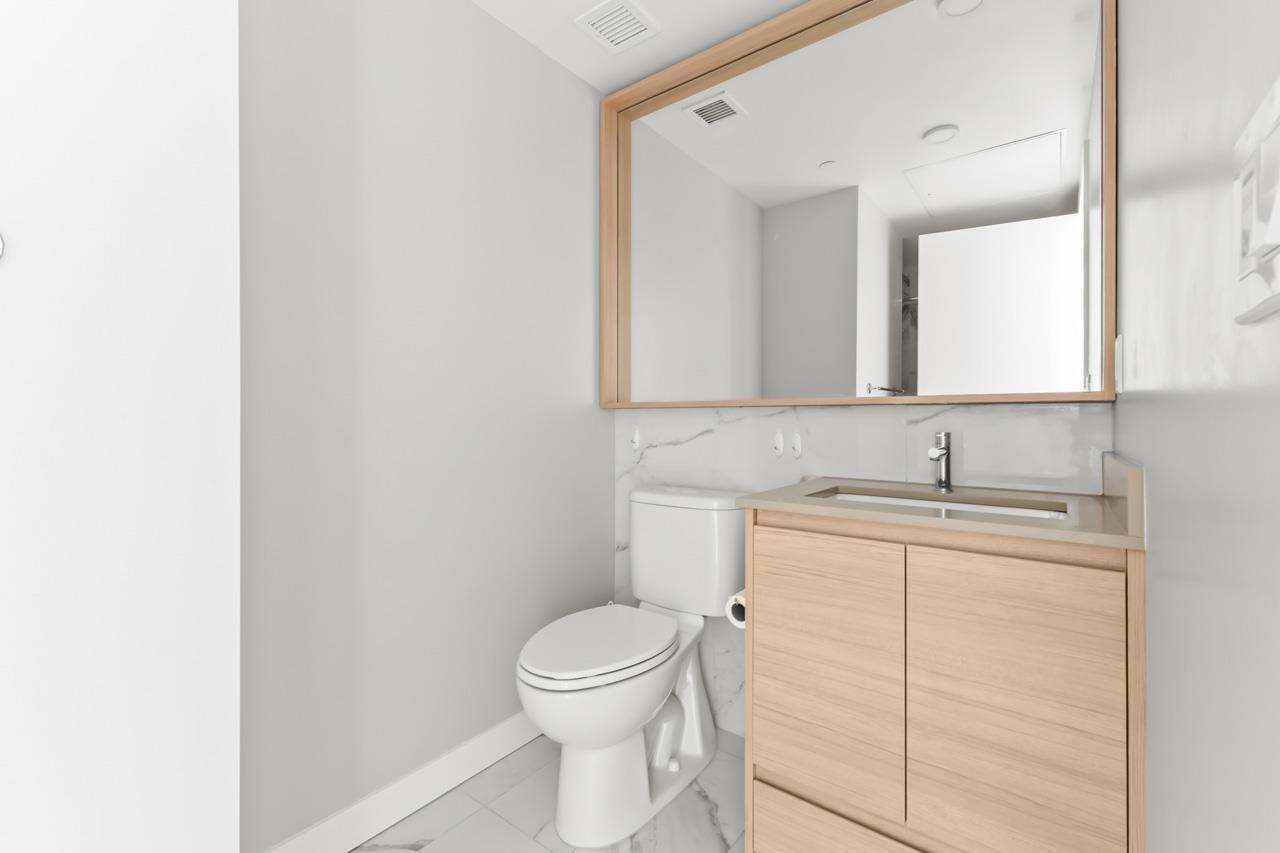 1012 10626 City Parkway, Surrey, British Columbia  V3T 0S3 - Photo 27 - R3105865