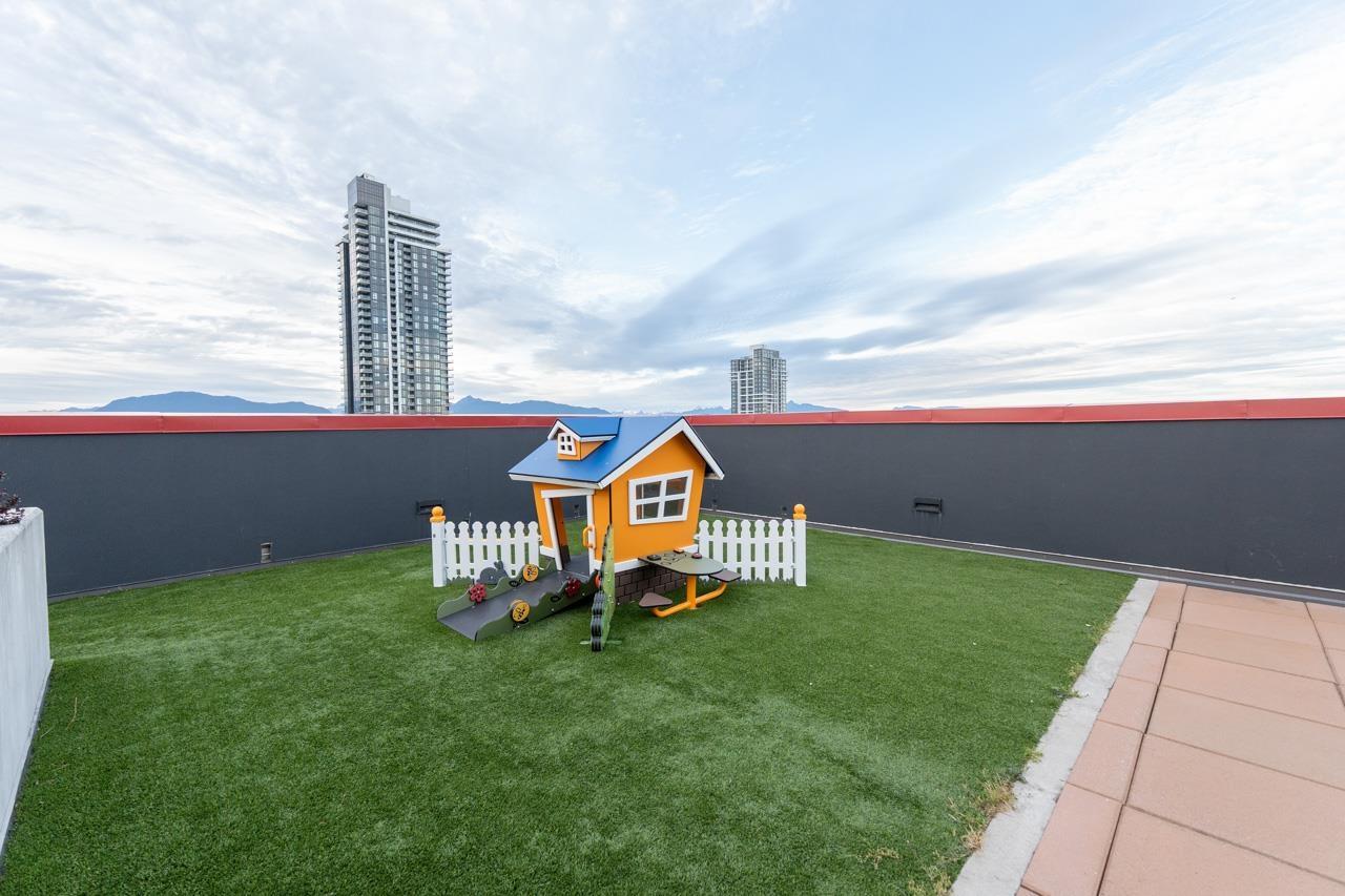 1012 10626 City Parkway, Surrey, British Columbia  V3T 0S3 - Photo 8 - R3105865