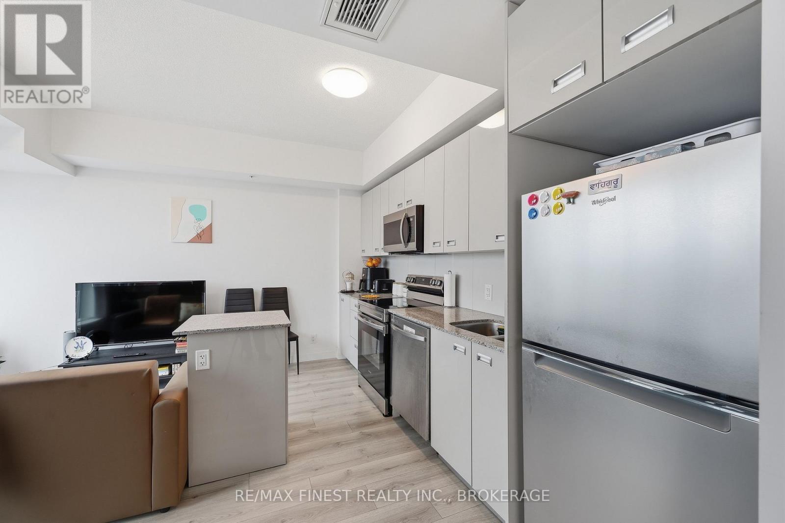 930 - 652 Princess Street, Kingston, Ontario  K7L 1E5 - Photo 31 - X12961008