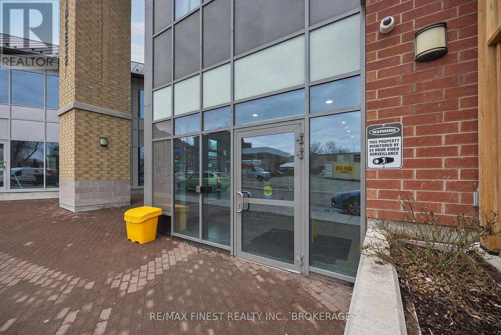 930 - 652 Princess Street, Kingston, Ontario  K7L 1E5 - Photo 4 - X12961008