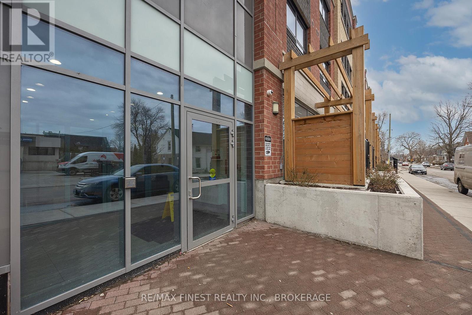 930 - 652 Princess Street, Kingston, Ontario  K7L 1E5 - Photo 5 - X12961008