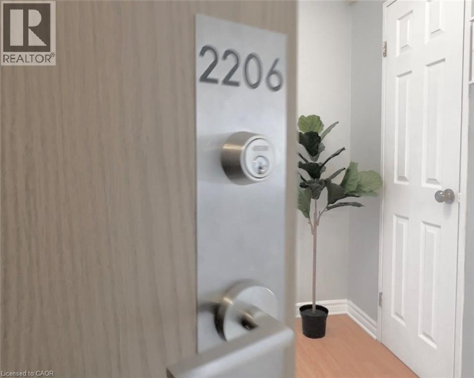 150 Charlton Avenue E Unit# 2206, Hamilton, Ontario  L8N 3X3 - Photo 3 - 40813085