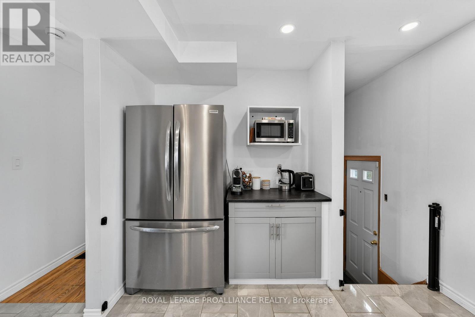 265 College Street W, Belleville, Ontario  K8P 2H7 - Photo 12 - X12960954