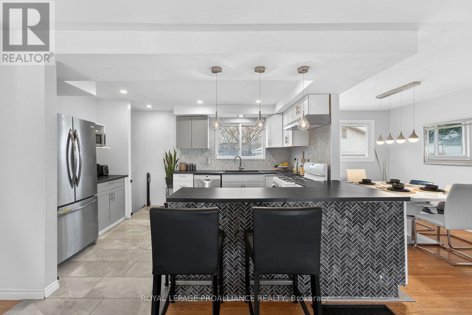 265 College Street W, Belleville, Ontario  K8P 2H7 - Photo 9 - X12960954