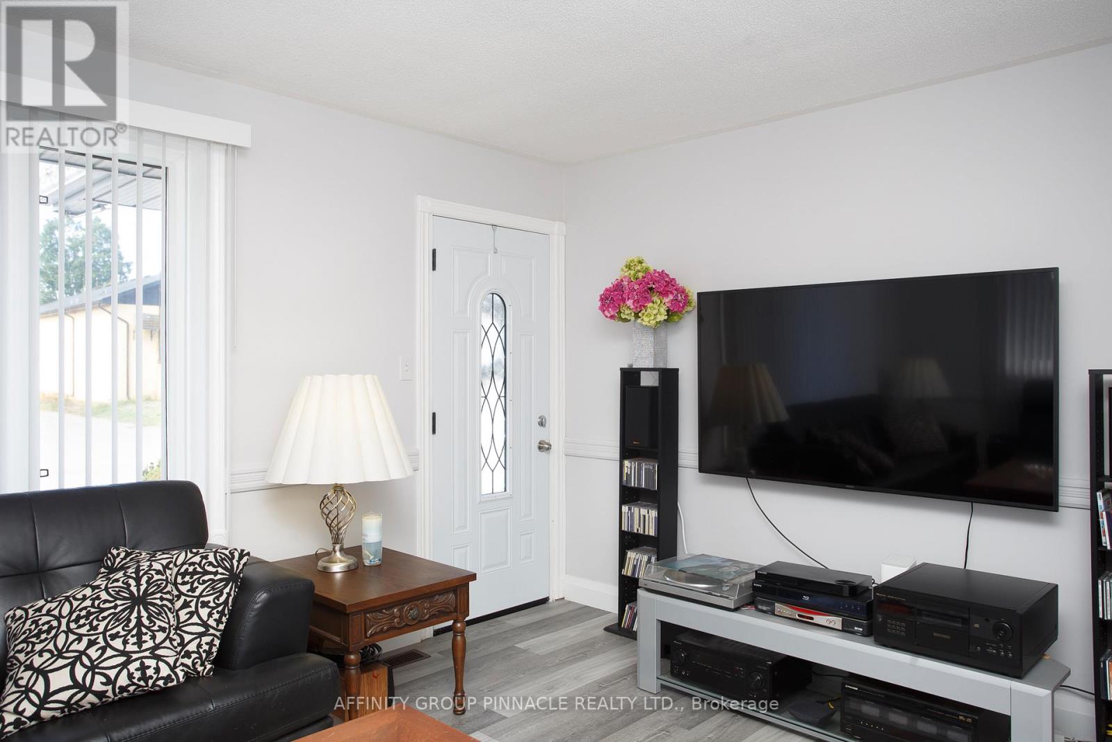 74 William Street, Kawartha Lakes, Ontario  K0M 1A0 - Photo 14 - X12961036