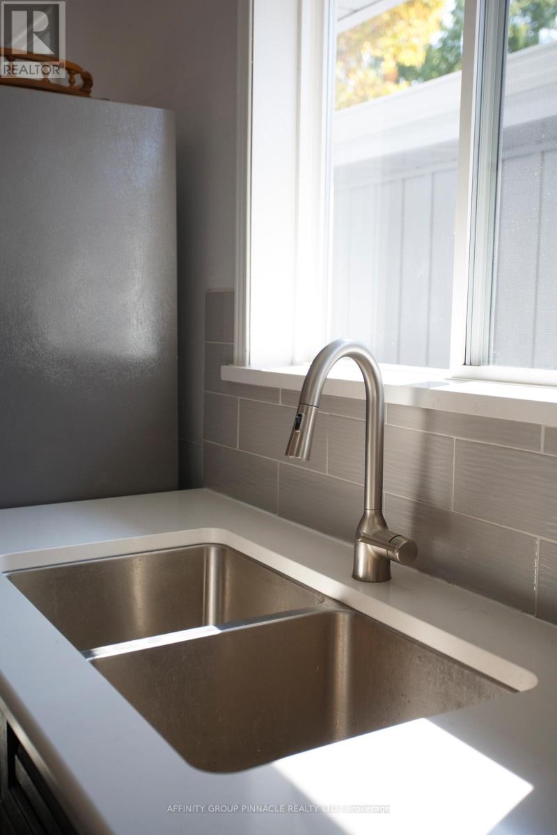 74 William Street, Kawartha Lakes, Ontario  K0M 1A0 - Photo 27 - X12961036