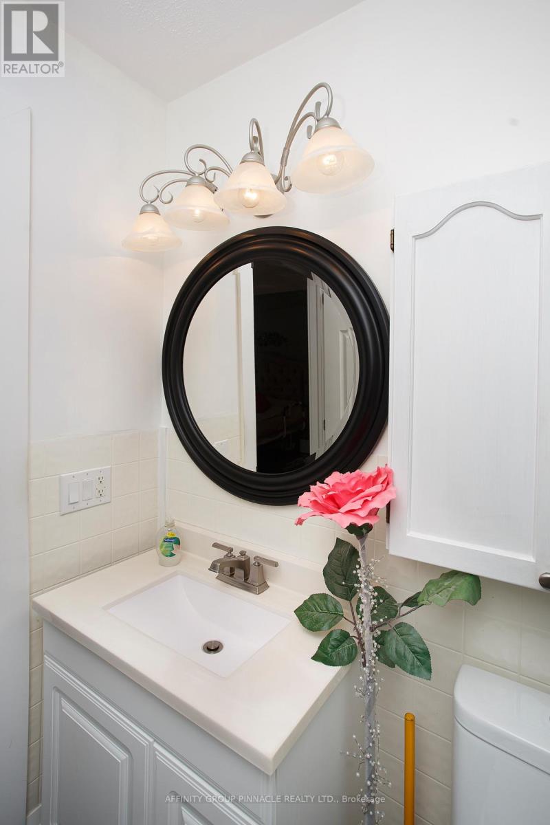 74 William Street, Kawartha Lakes, Ontario  K0M 1A0 - Photo 34 - X12961036