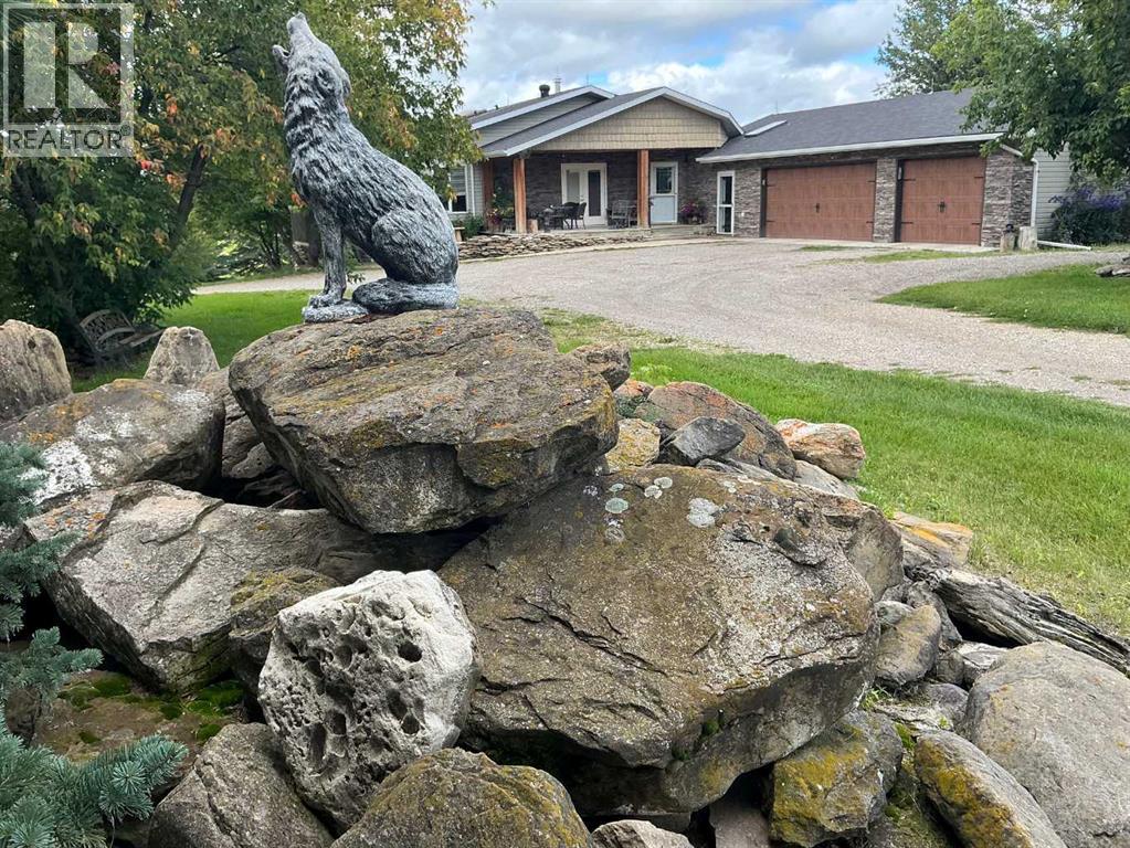 33194 Twp Rd 284, Rural Rocky View County, Alberta