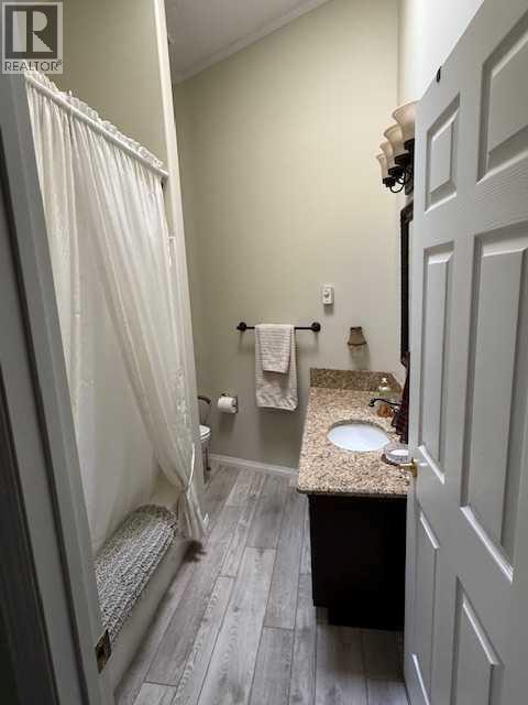 33194 Twp Rd 284, Rural Rocky View County, Alberta  T0M 1L0 - Photo 16 - A2293807