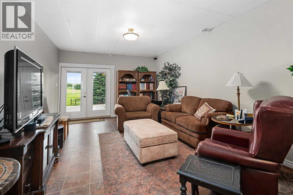 33194 Twp Rd 284, Rural Rocky View County, Alberta  T0M 1L0 - Photo 27 - A2293807