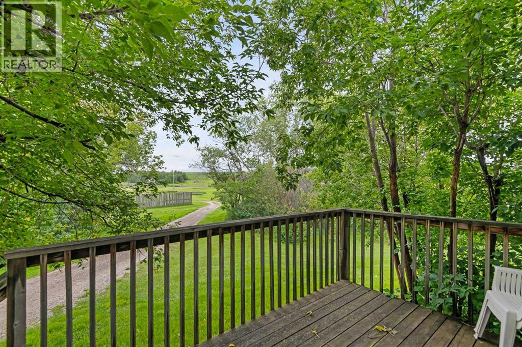 33194 Twp Rd 284, Rural Rocky View County, Alberta  T0M 1L0 - Photo 32 - A2293807