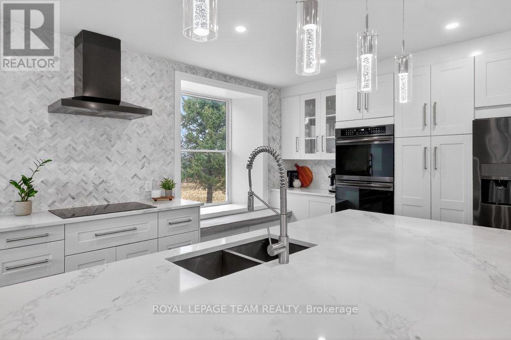 3201 Groulx Road, Rideau Lakes, Ontario  K0G 1V0 - Photo 10 - X12960972