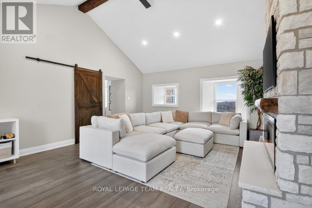 3201 Groulx Road, Rideau Lakes, Ontario  K0G 1V0 - Photo 14 - X12960972