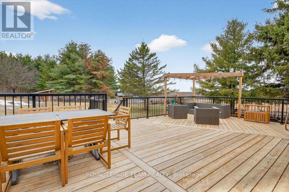 3201 Groulx Road, Rideau Lakes, Ontario  K0G 1V0 - Photo 28 - X12960972