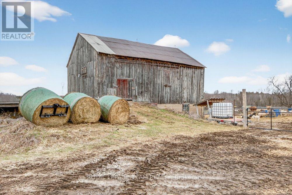 3201 Groulx Road, Rideau Lakes, Ontario  K0G 1V0 - Photo 31 - X12960972