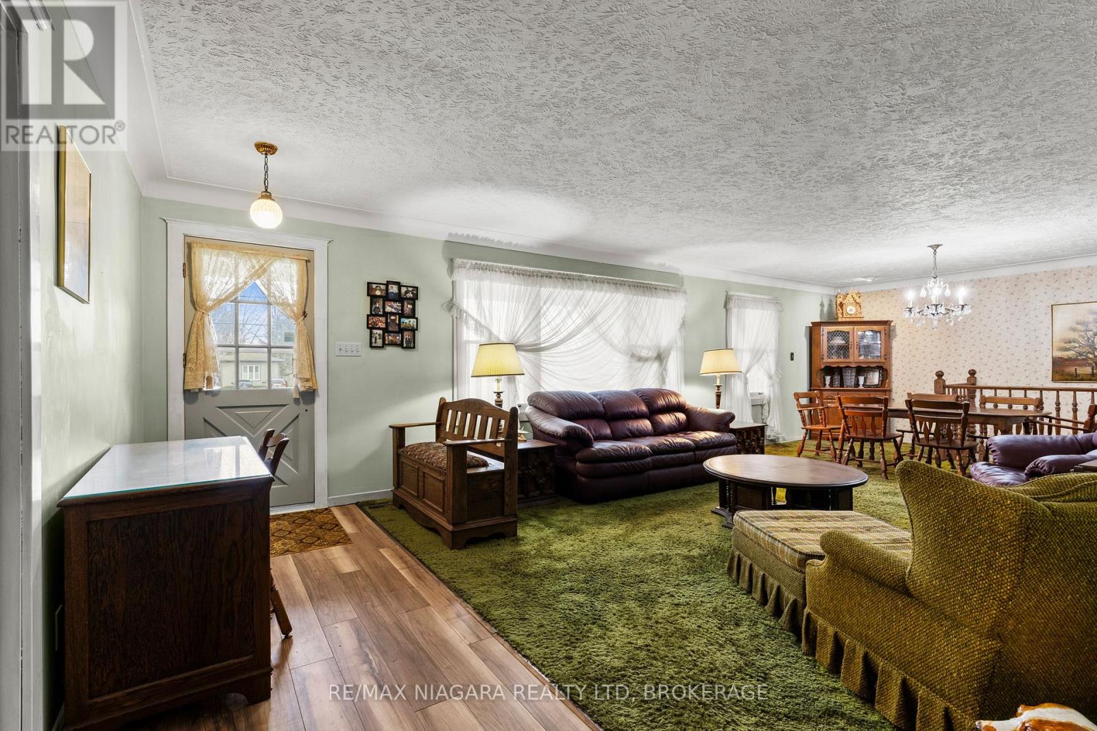 1458 Line 6 Road, Niagara-On-The-Lake, Ontario  L0S 1J0 - Photo 10 - X12960984