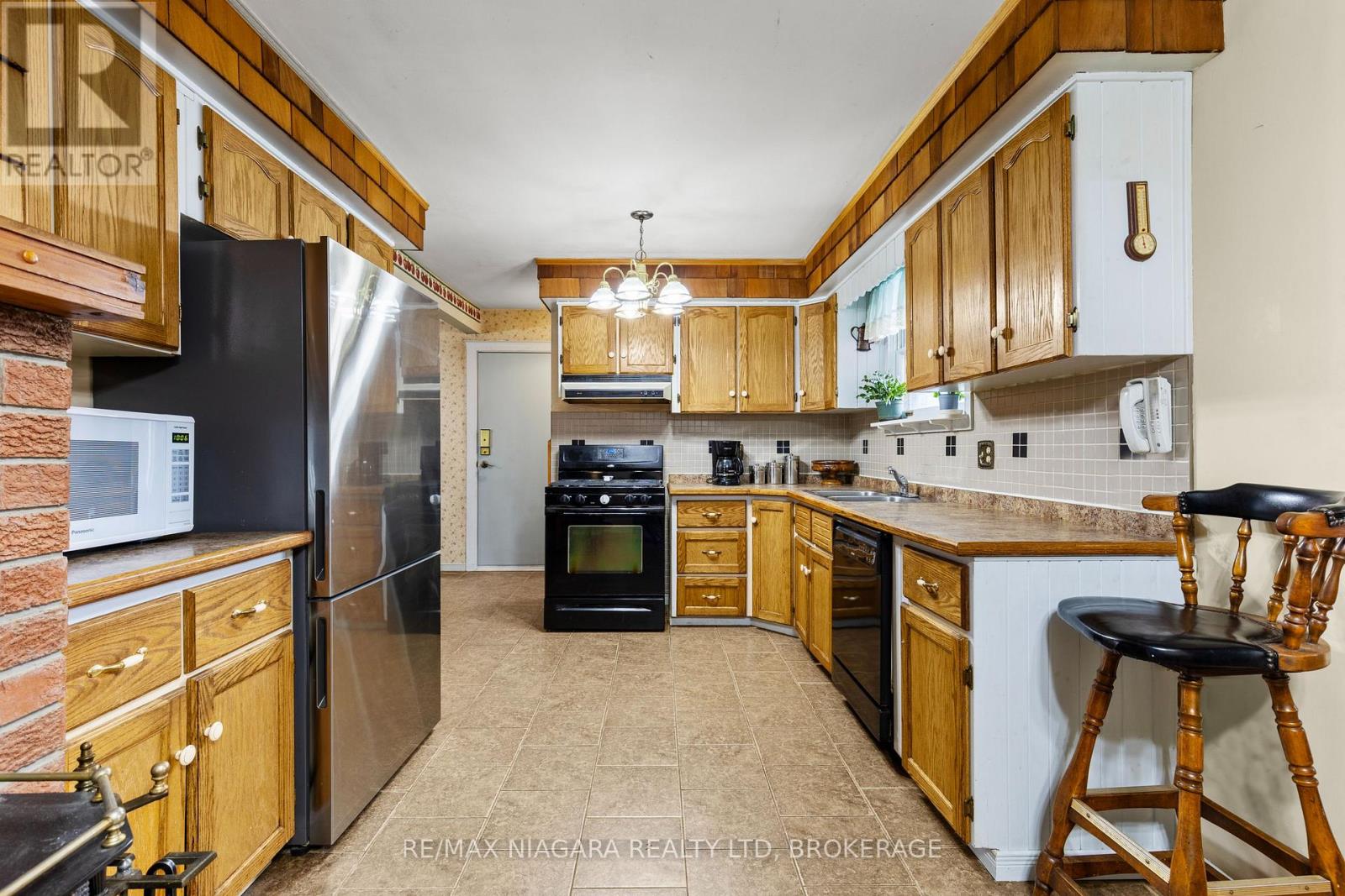 1458 Line 6 Road, Niagara-On-The-Lake, Ontario  L0S 1J0 - Photo 14 - X12960984