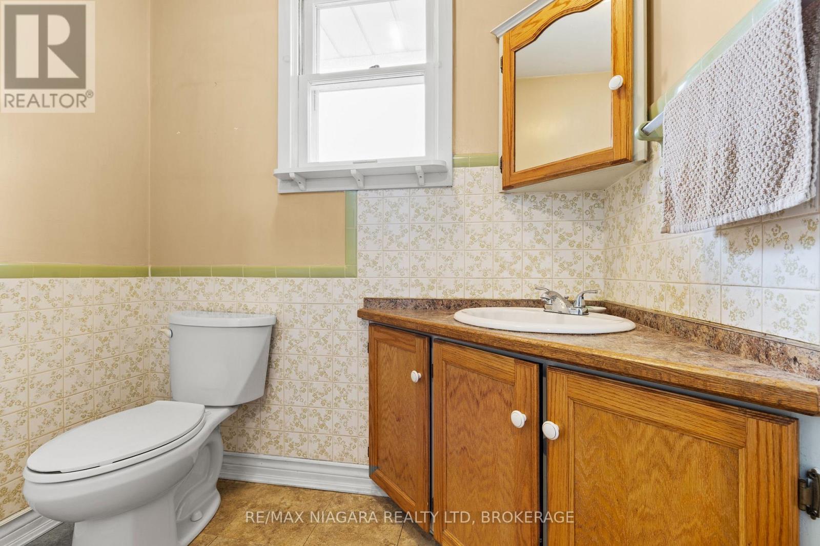 1458 Line 6 Road, Niagara-On-The-Lake, Ontario  L0S 1J0 - Photo 25 - X12960984