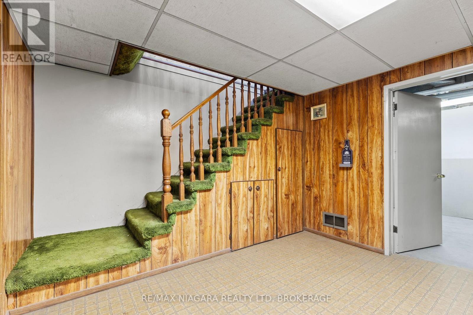 1458 Line 6 Road, Niagara-On-The-Lake, Ontario  L0S 1J0 - Photo 27 - X12960984