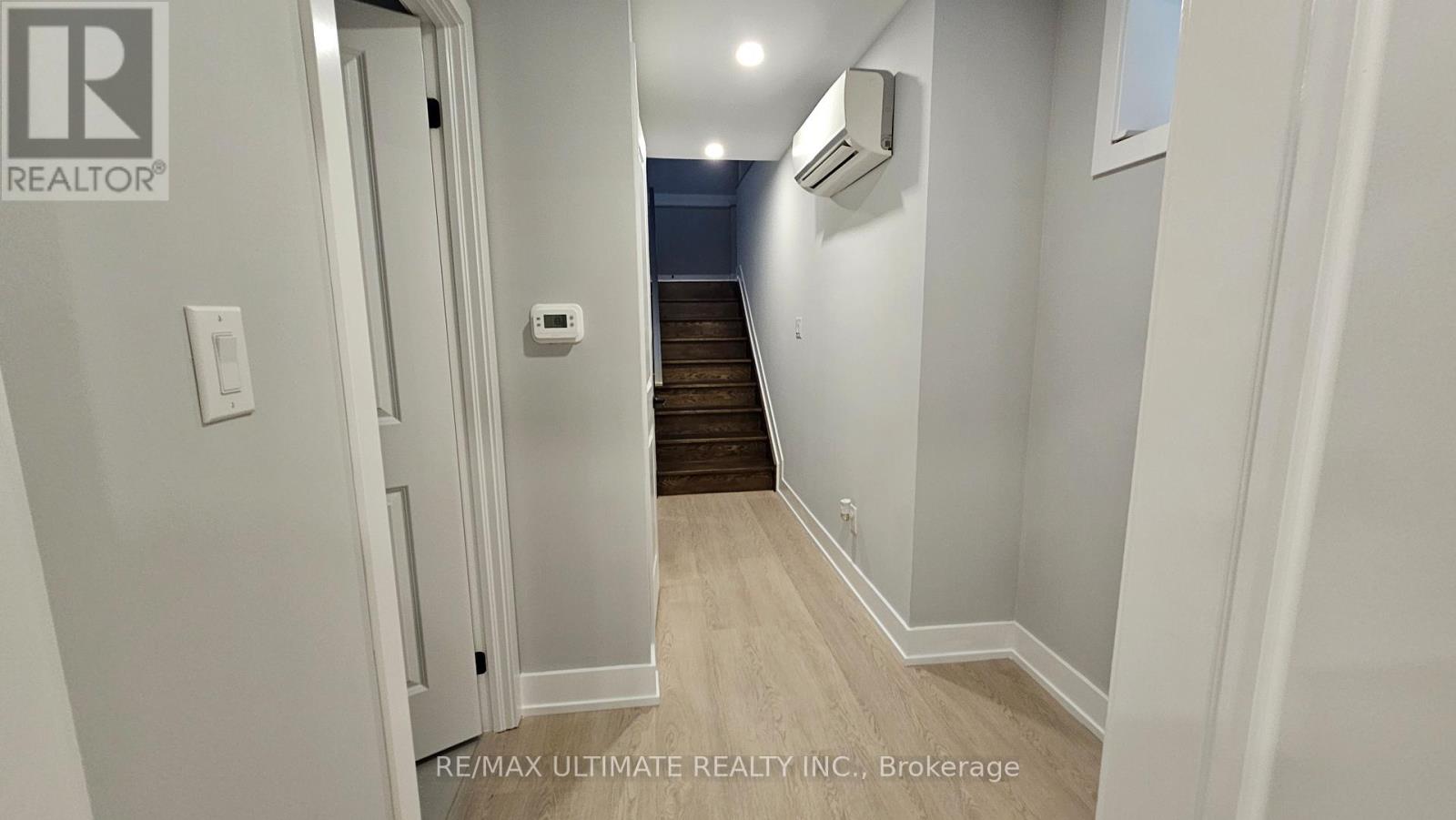 Main Floor - 351 Blackthorn Avenue, Toronto, Ontario  M6M 3B8 - Photo 11 - W12960910