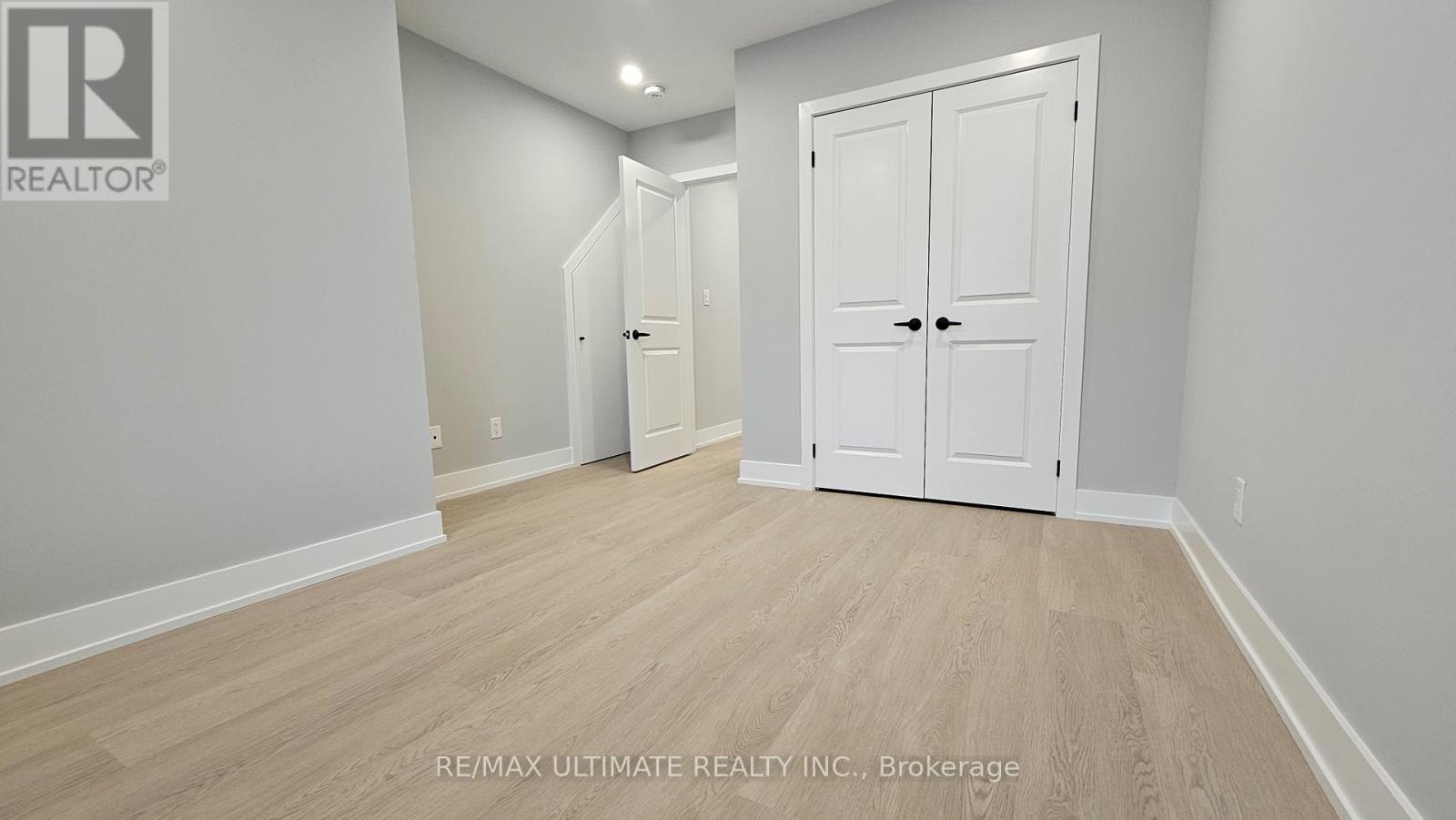 Main Floor - 351 Blackthorn Avenue, Toronto, Ontario  M6M 3B8 - Photo 9 - W12960910