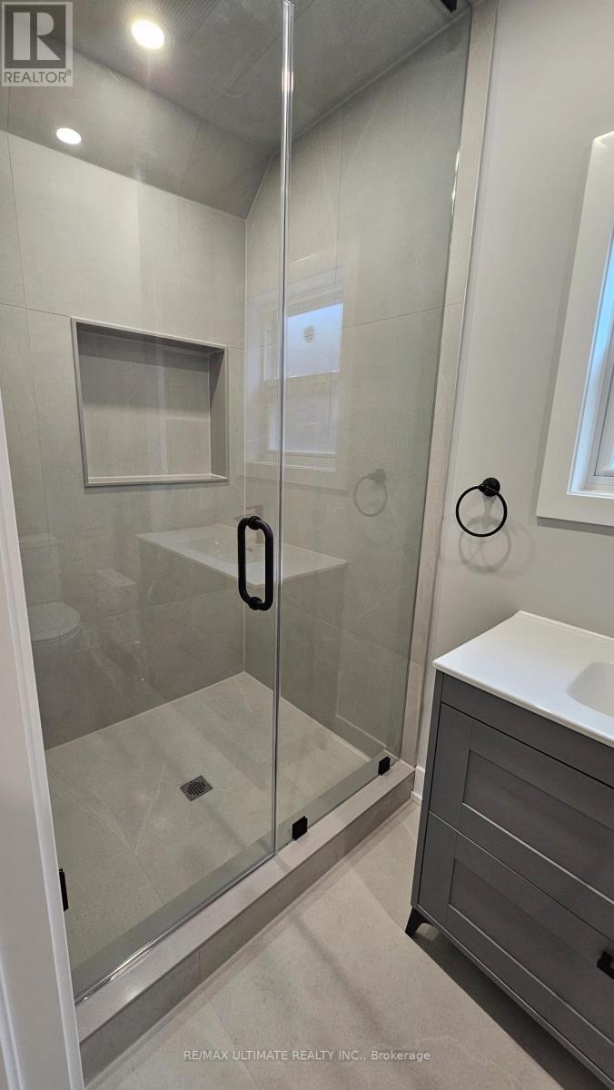 Main Floor - 351 Blackthorn Avenue, Toronto, Ontario  M6M 3B8 - Photo 7 - W12960910