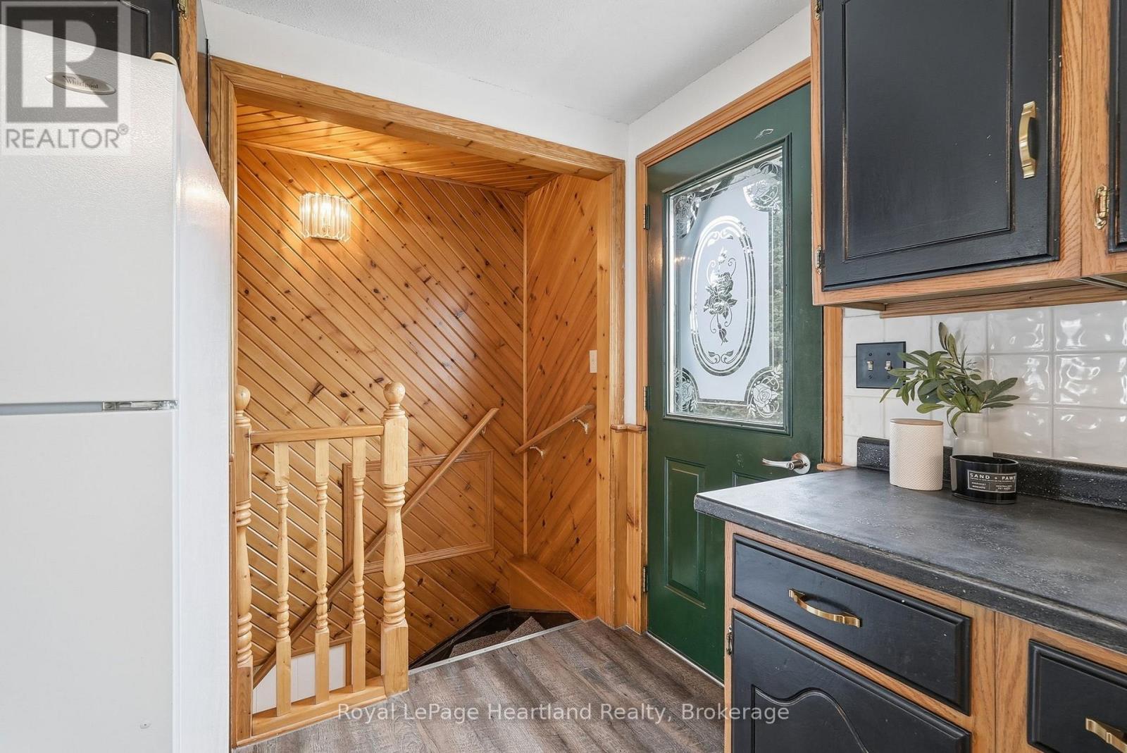 284 Manor Road, North Huron, Ontario  N0G 2W0 - Photo 25 - X12961034