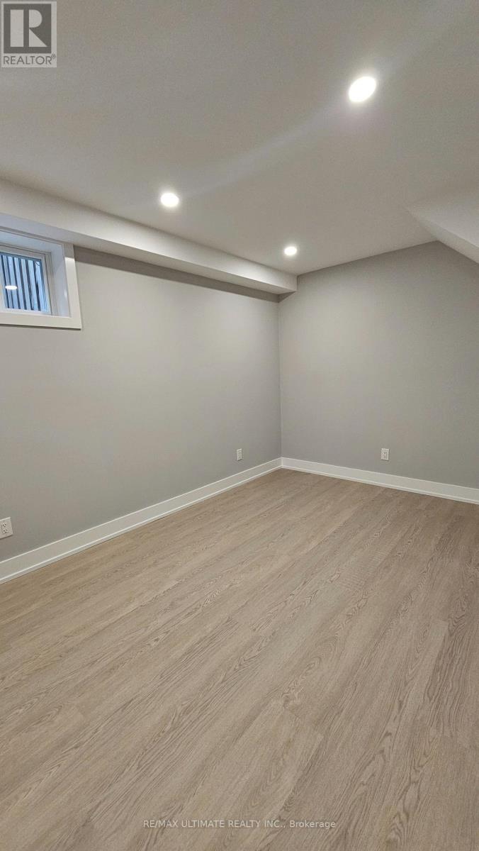 Main Floor - 351 Blackthorn Avenue, Toronto, Ontario  M6M 3B8 - Photo 14 - W12960910