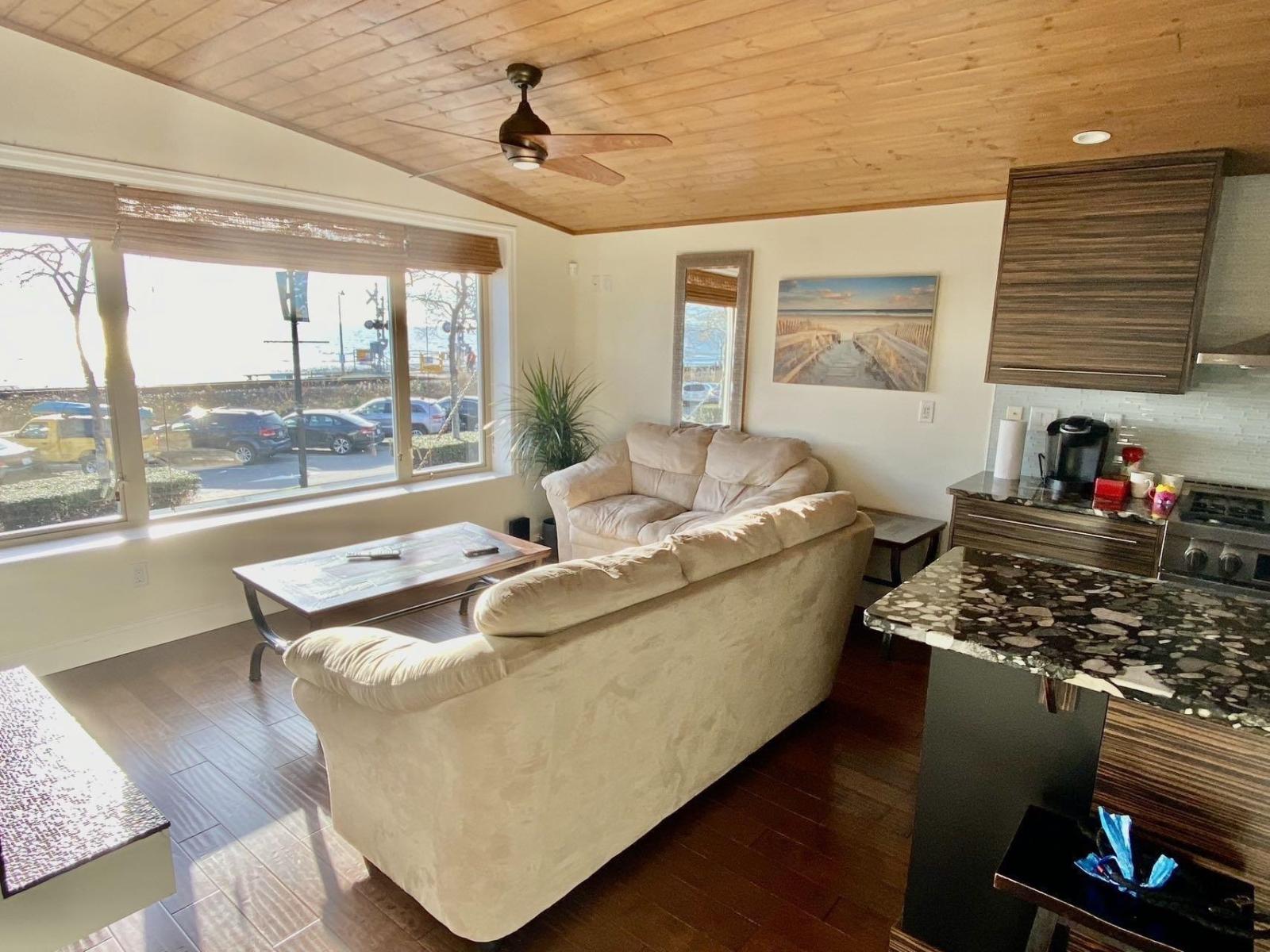 15491 Marine Drive, White Rock, British Columbia  V4B 1C9 - Photo 13 - C8077577