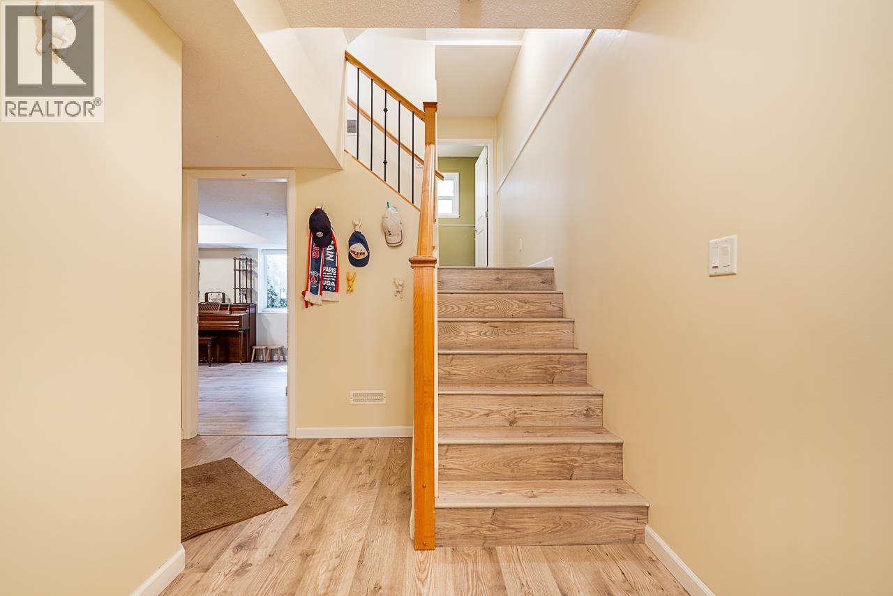 70 3127 Skeena Street, Port Coquitlam, British Columbia  V3B 8G5 - Photo 2 - R3107053