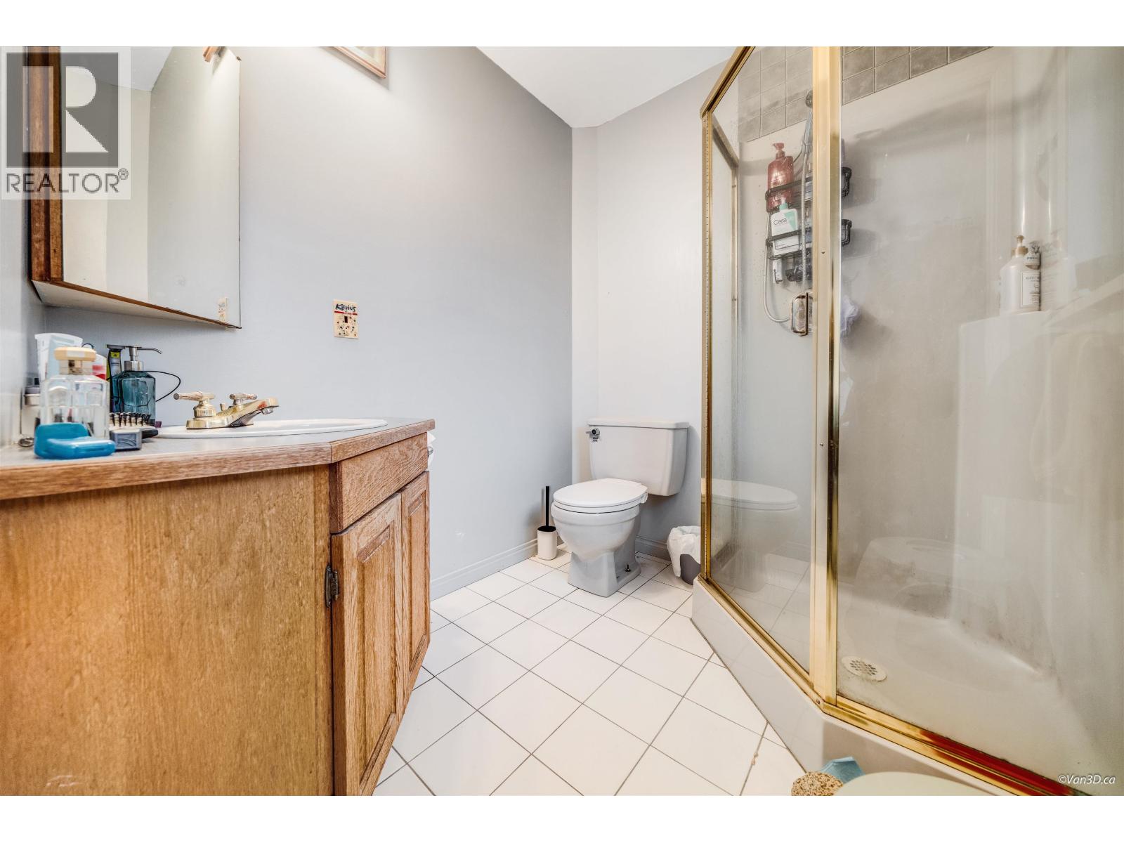 221 W 28th Street, North Vancouver, British Columbia  V7N 2H9 - Photo 10 - R3107065