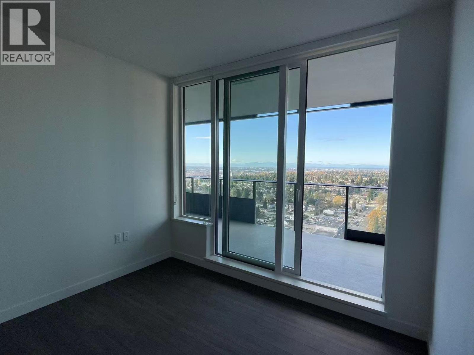 6699 Dunblane Avenue, Burnaby, British Columbia  V5H 0J8 - Photo 2 - R3107051