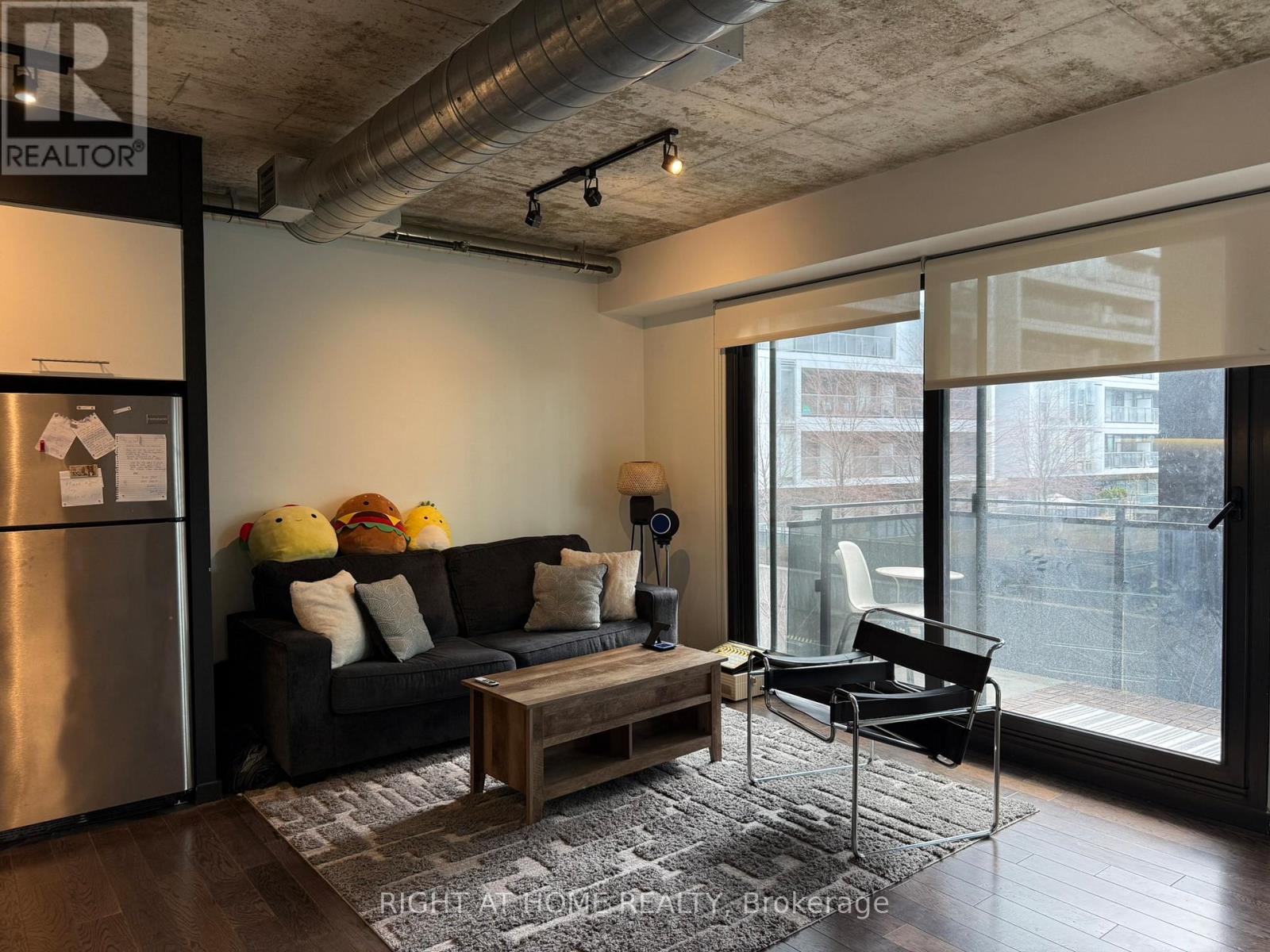 414 - 51 Trolley Crescent, Toronto, Ontario  M5A 0E9 - Photo 13 - C12961038