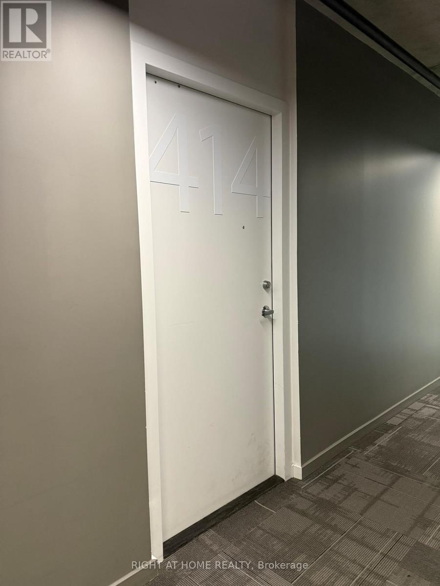 414 - 51 Trolley Crescent, Toronto, Ontario  M5A 0E9 - Photo 4 - C12961038