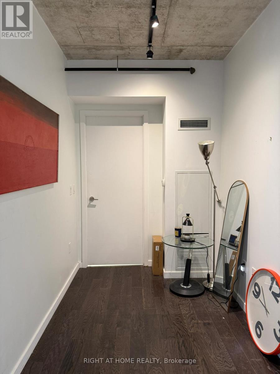 414 - 51 Trolley Crescent, Toronto, Ontario  M5A 0E9 - Photo 5 - C12961038