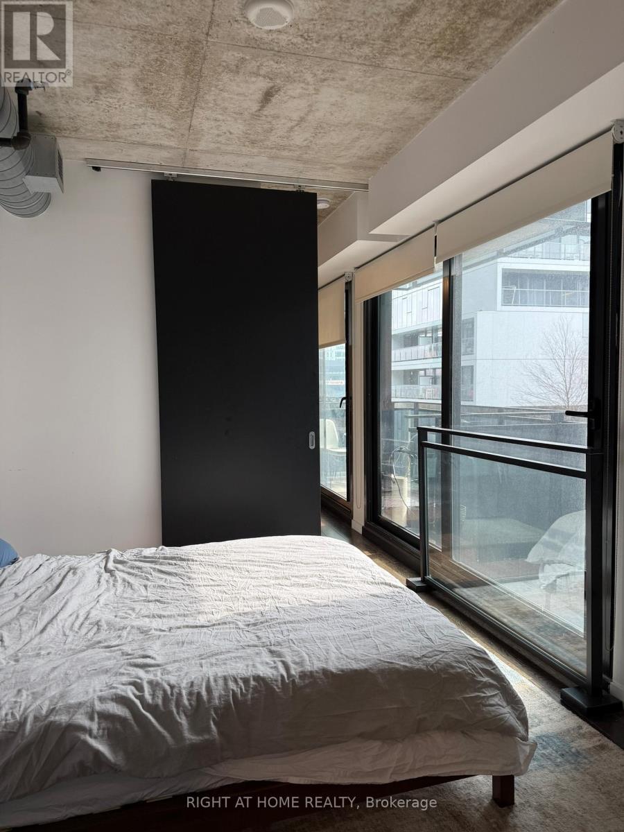 414 - 51 Trolley Crescent, Toronto, Ontario  M5A 0E9 - Photo 9 - C12961038