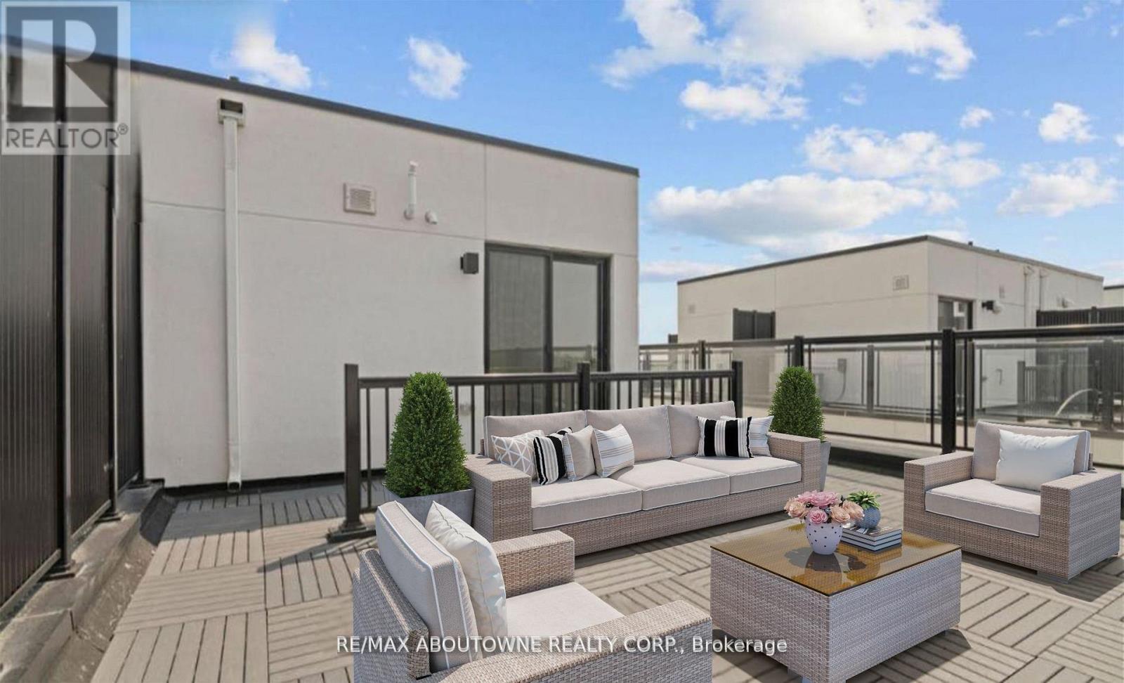 220 - 1695 Dersan Street, Pickering, Ontario  L1V 2P8 - Photo 14 - E12960978