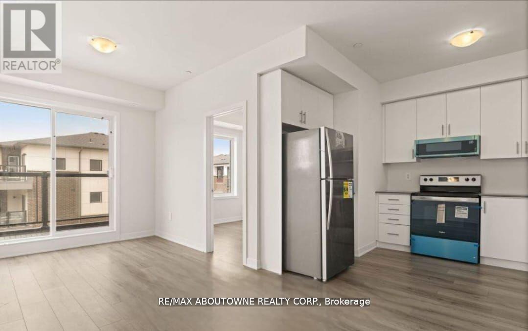 220 - 1695 Dersan Street, Pickering, Ontario  L1V 2P8 - Photo 4 - E12960978