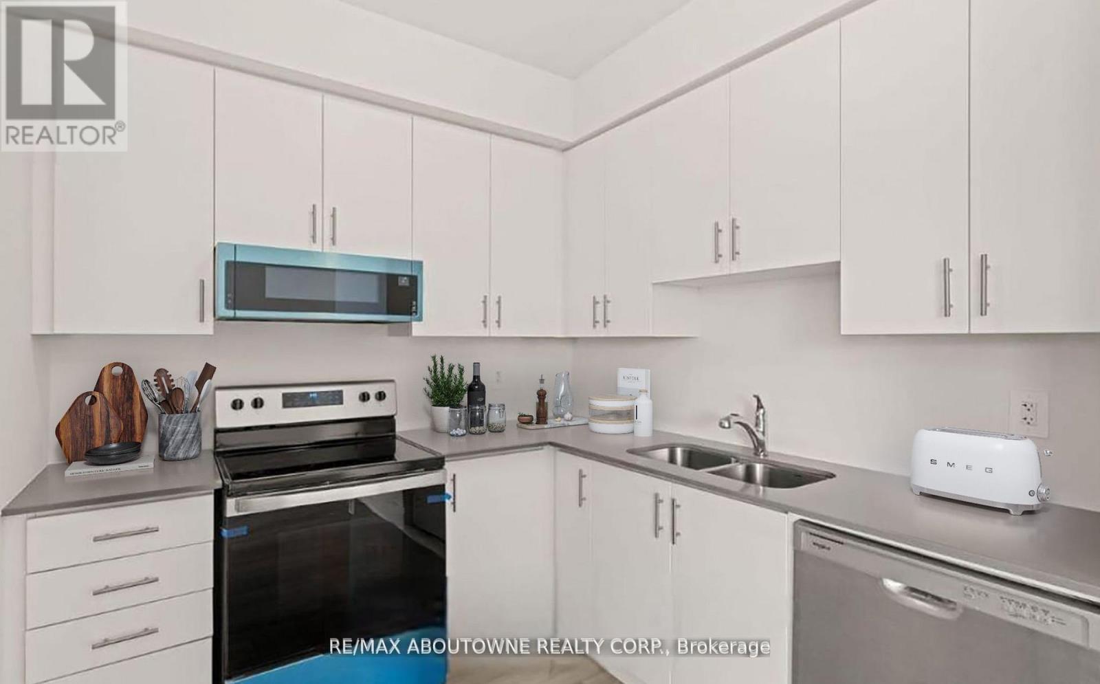 220 - 1695 Dersan Street, Pickering, Ontario  L1V 2P8 - Photo 5 - E12960978