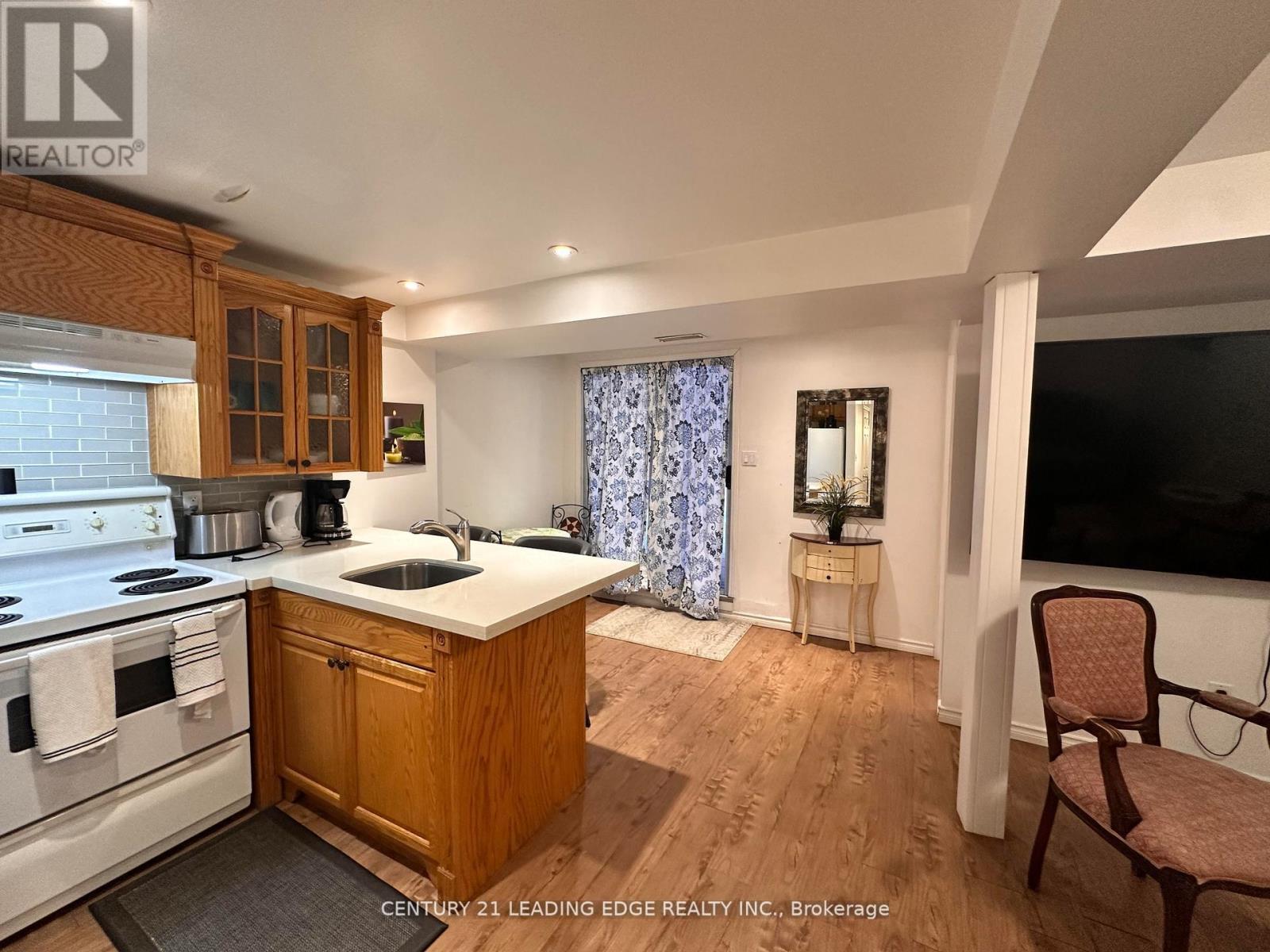 Basement - 2 Vintage Drive, Whitby, Ontario  L1R 2M7 - Photo 4 - E12961042